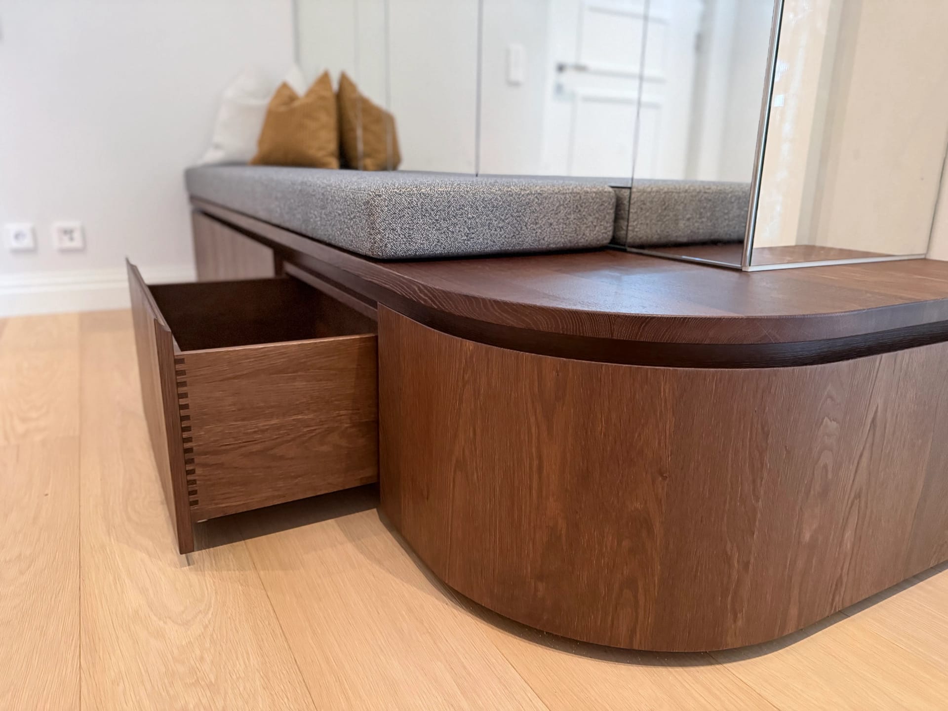 Referenzbild Möbel & Einbaumöbel